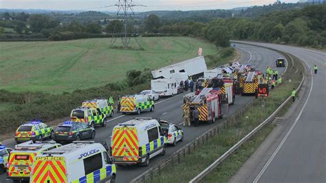 lorry crash today uk